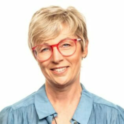 Paula B